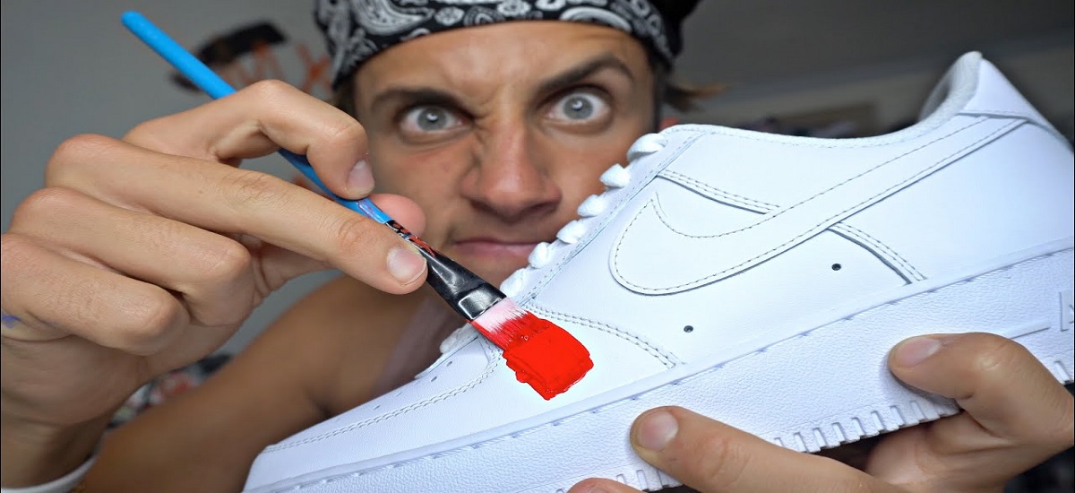 can you use acrylic paint on air force ones