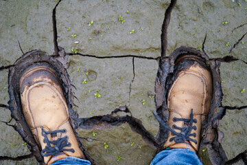 How Do You Walk in the Mud Without Getting Stuck?