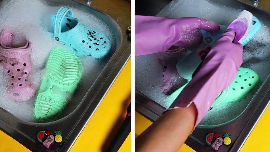 How To Wash Crocs